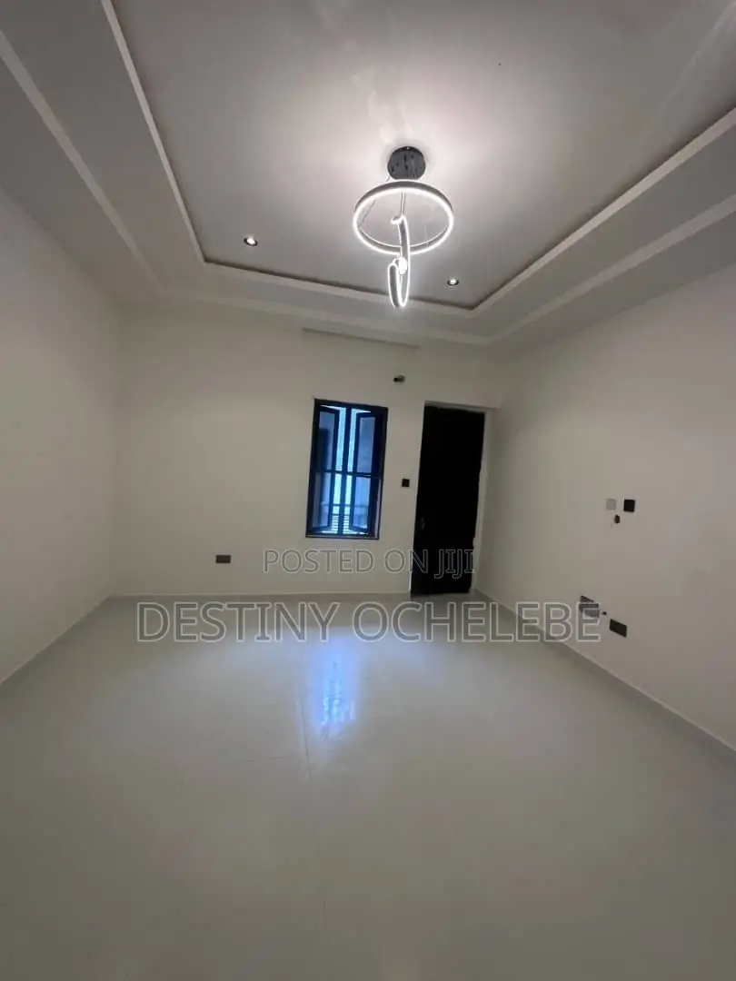 2bdrm Apartment in Guzape for sale
