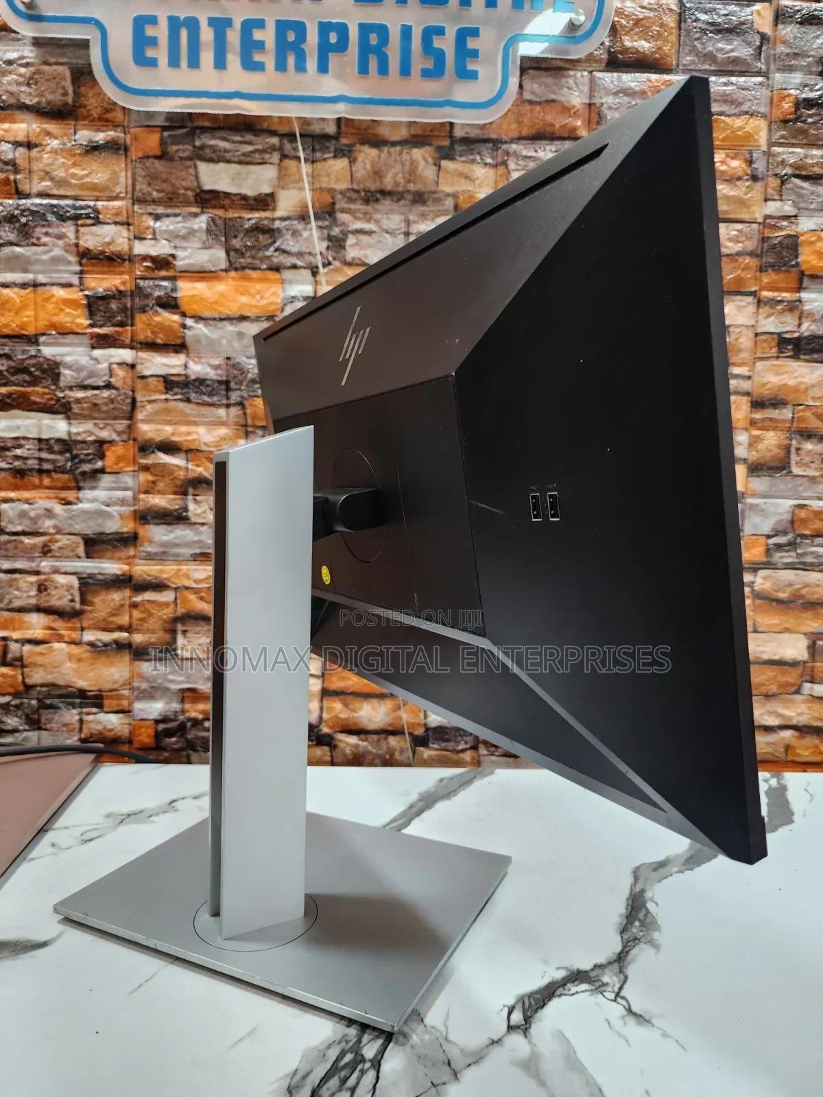 HP E24 G4 Full HD (1080p) IPS Office Monitor Optimized for Workplace