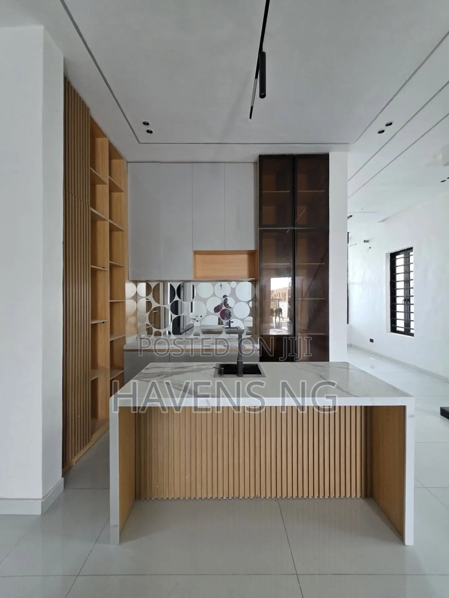 5bdrm Duplex in Lekki Gardens Estate for sale