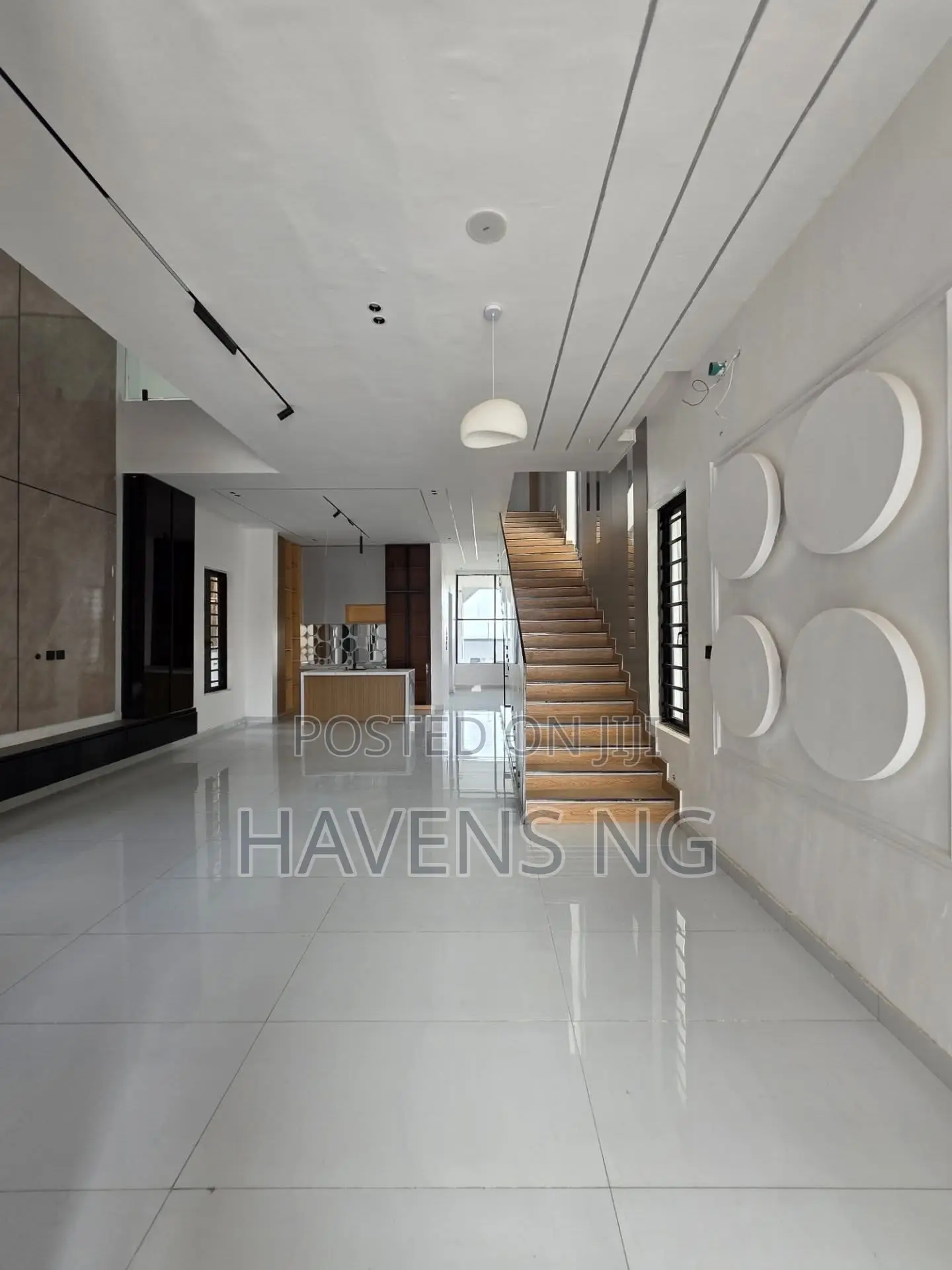 5bdrm Duplex in Lekki Gardens Estate for sale