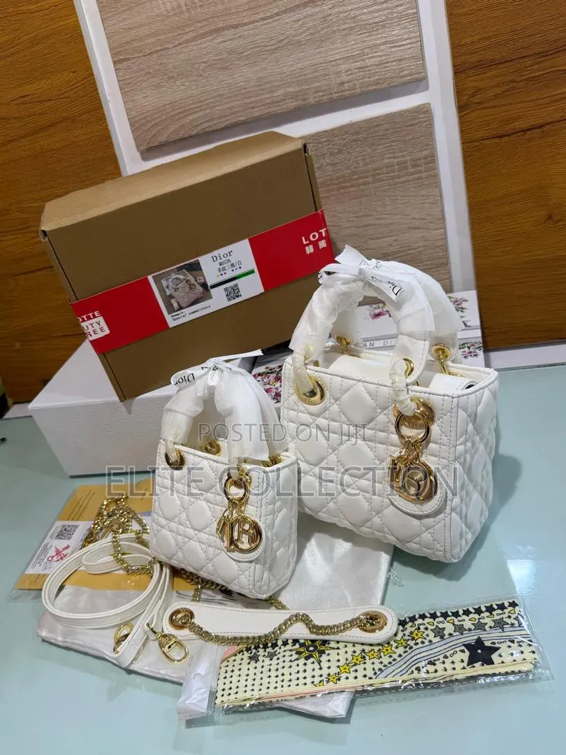 Luxury Lady Dior Bag 
Comes in a Branded Double Box Bag 
Midi And
Mini
