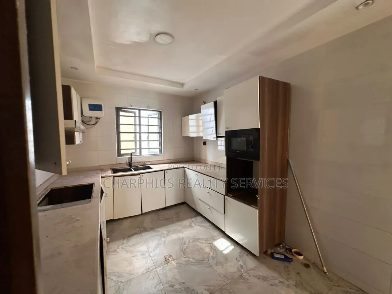 4bdrm Duplex in Ologolo for rent