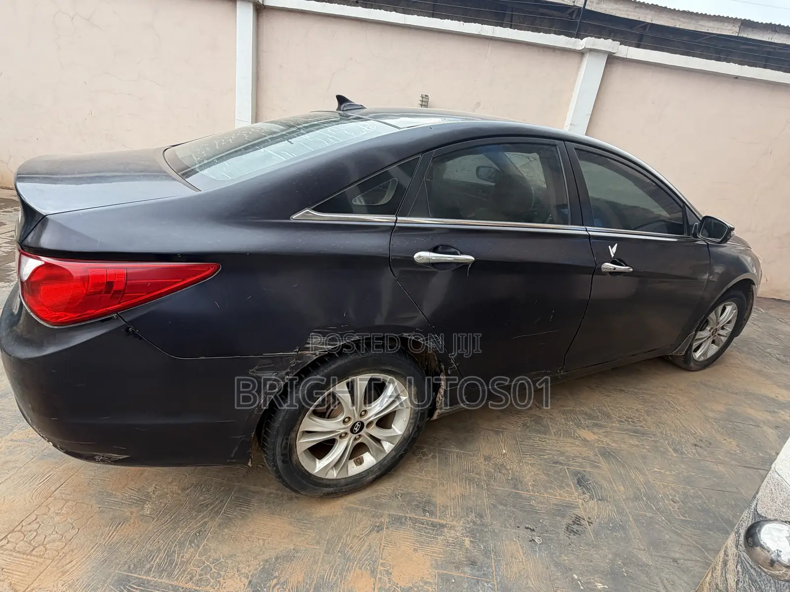 Hyundai Sonata Limited 2.0T Sedan (2.0L 4cyl 6A) 2012 Black