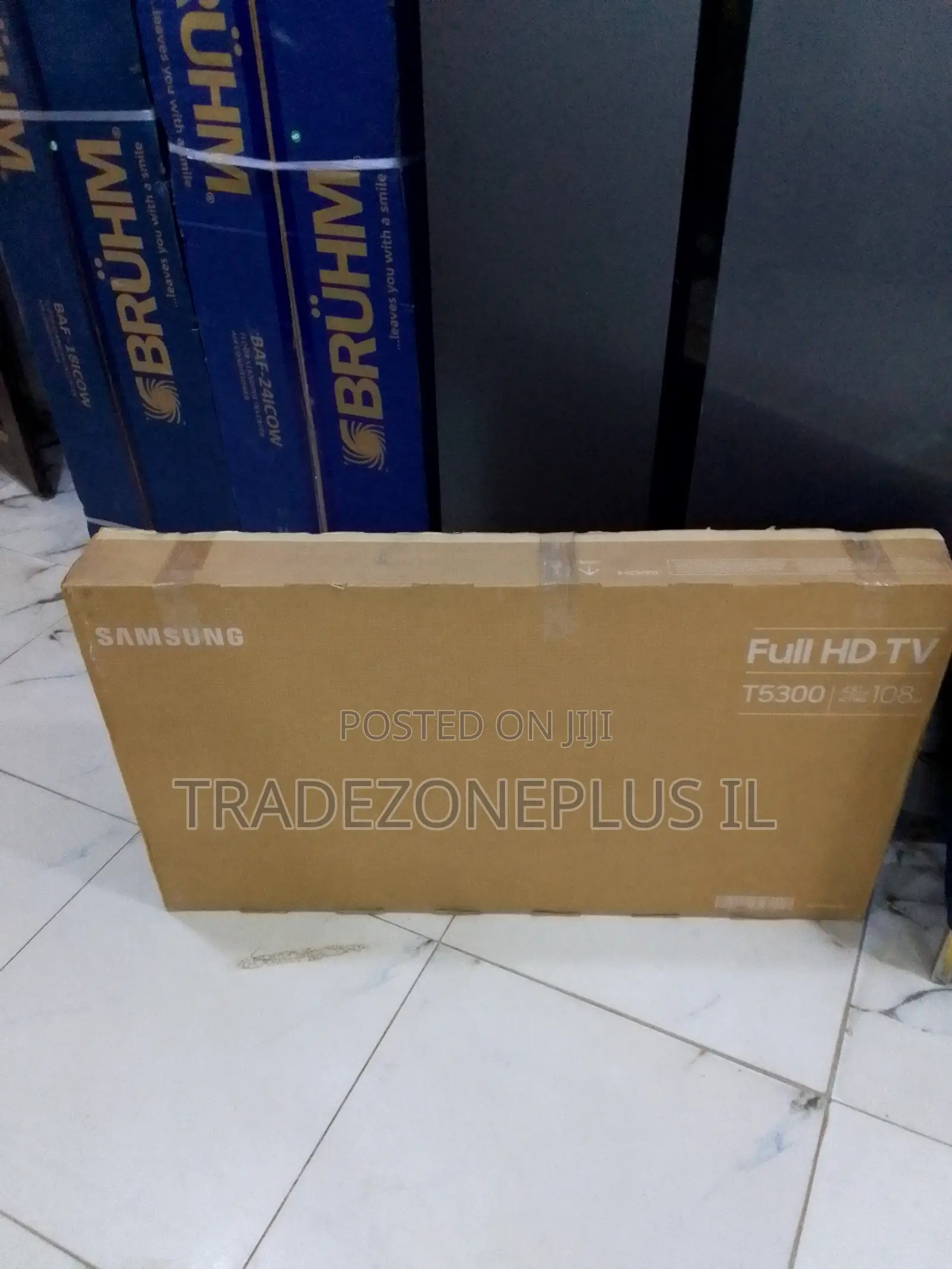 Samsung HD Smart TV UA43T5300AU Offers a Spacious 43-Inch Viewing Expe