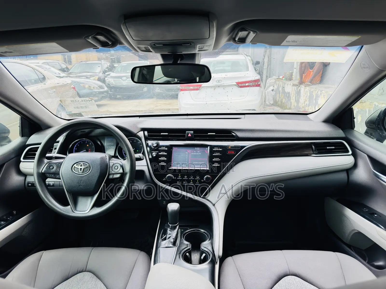 Toyota Camry L FWD (2.5L 4cyl 8AM) 2018 Gray