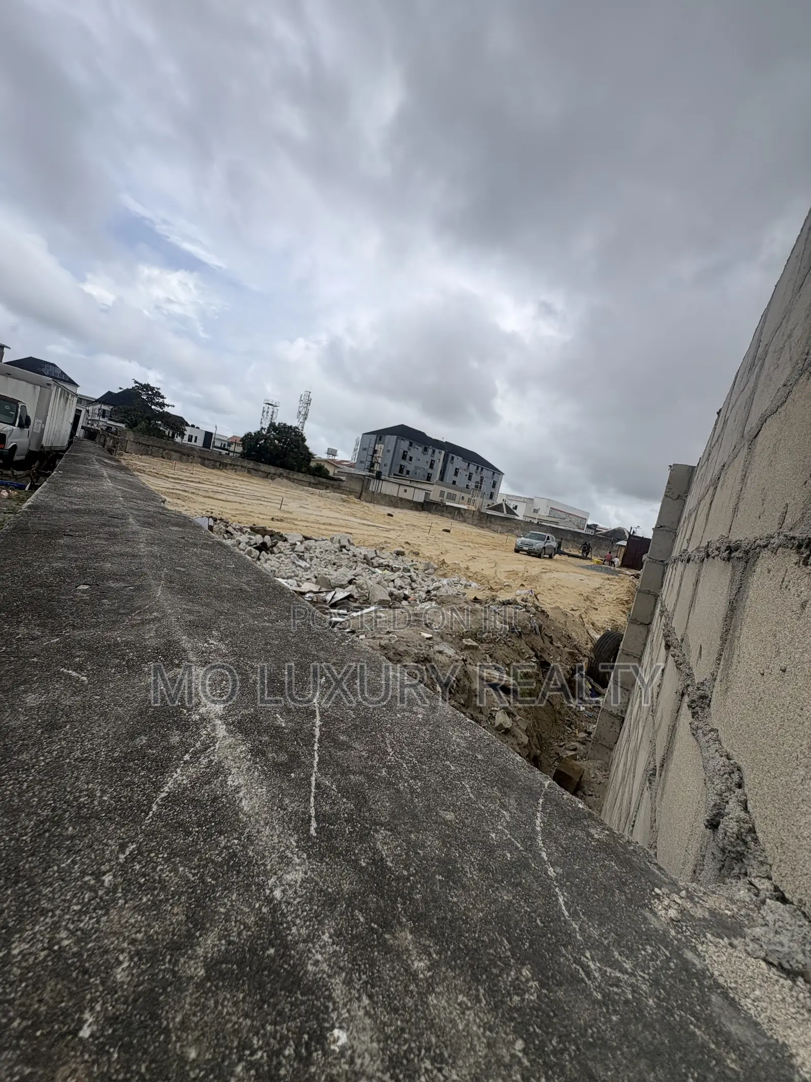 1800sq. Land Facing Lekki-Epe  Express