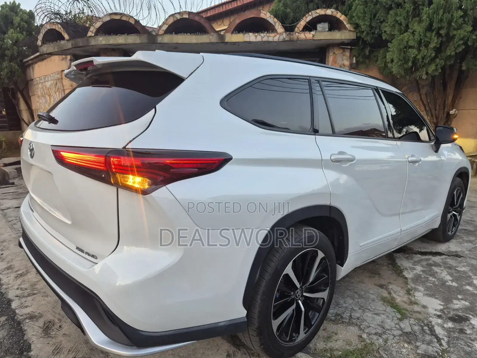Toyota Highlander 2023 White