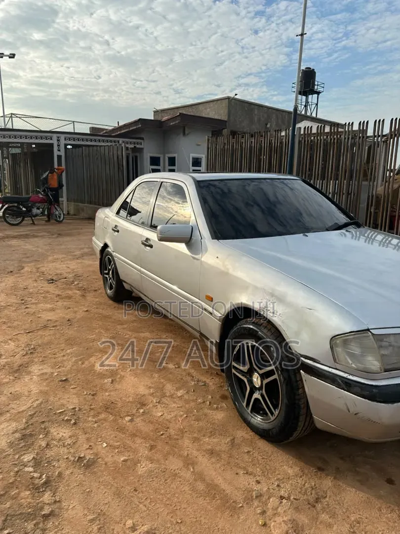 Mercedes-Benz C180 2000 Silver