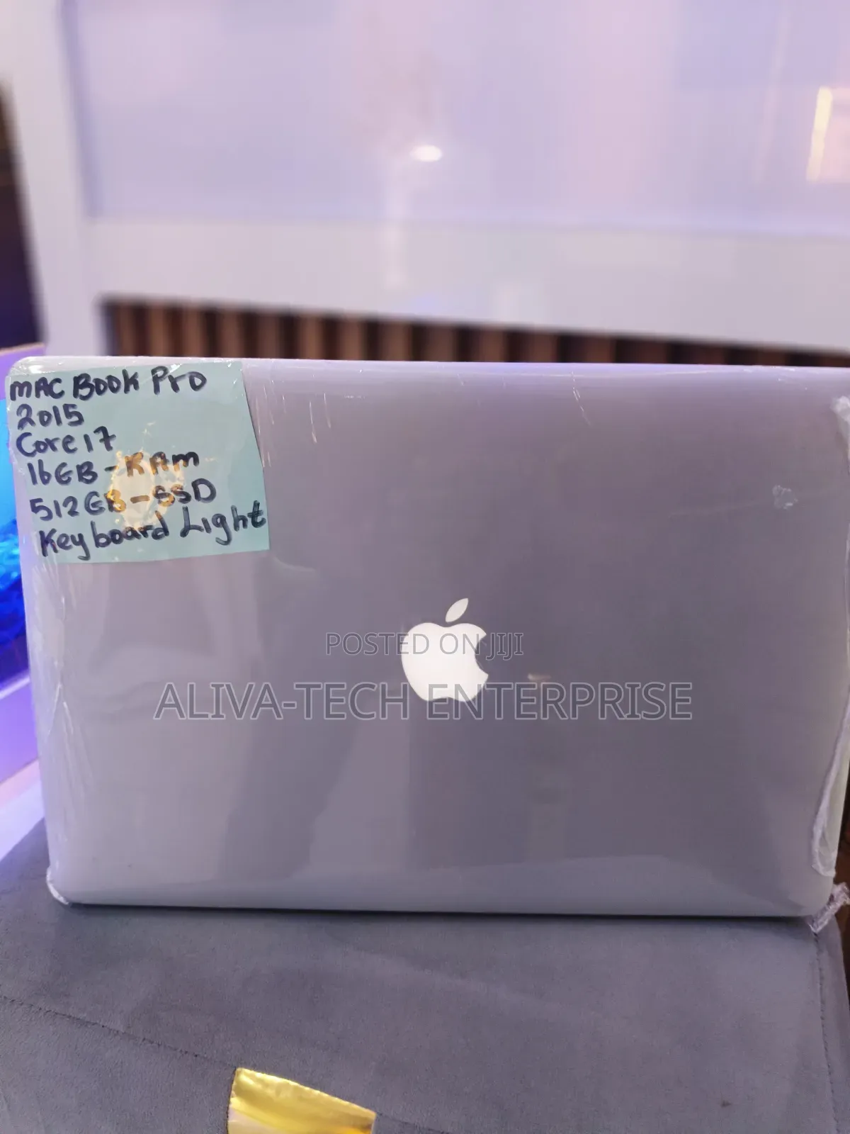 Laptop Apple MacBook Pro 2015 16GB Intel Core i7 SSD 512GB