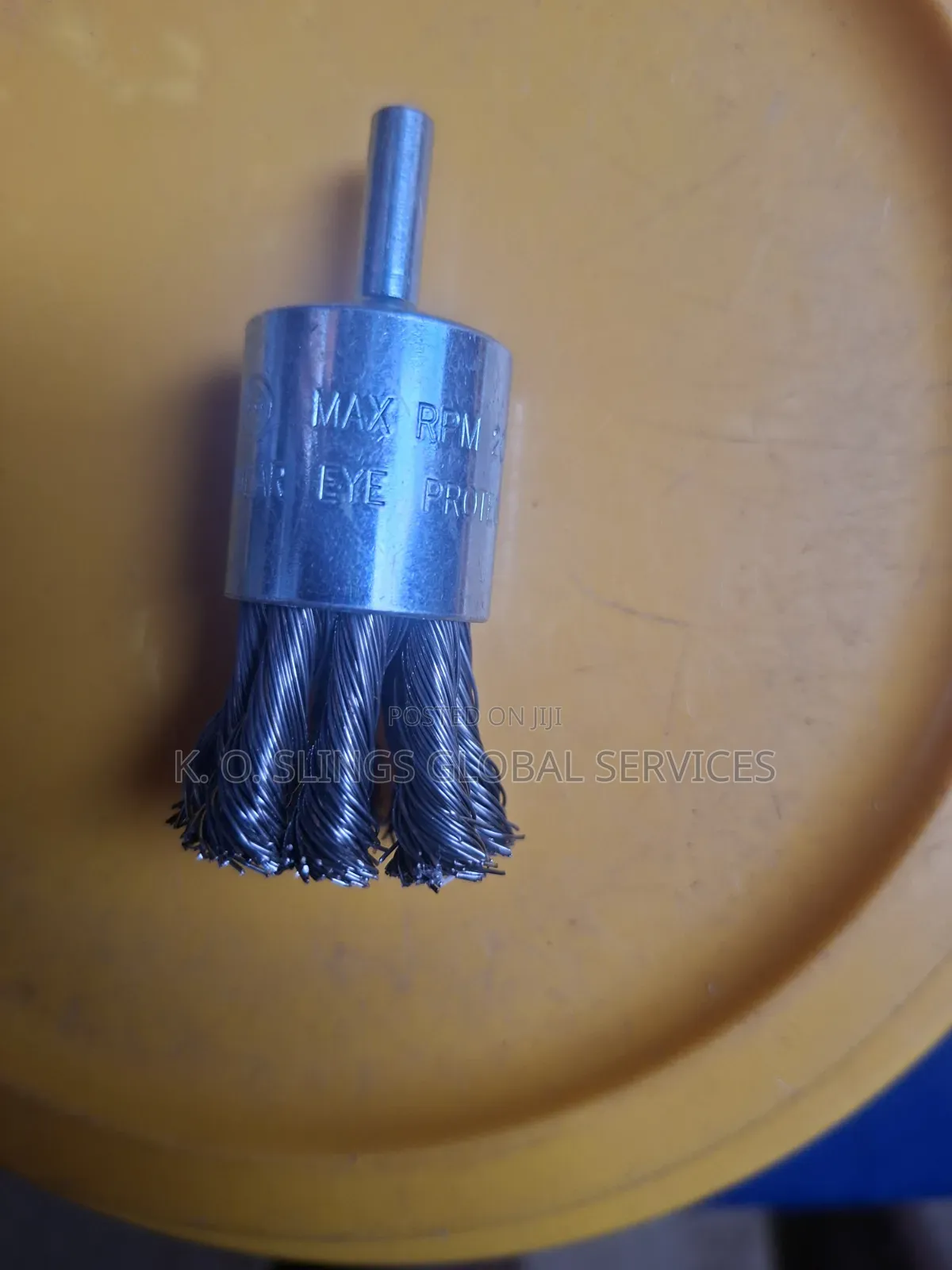 Twisted Knot Wire End Brush With Shank Hard