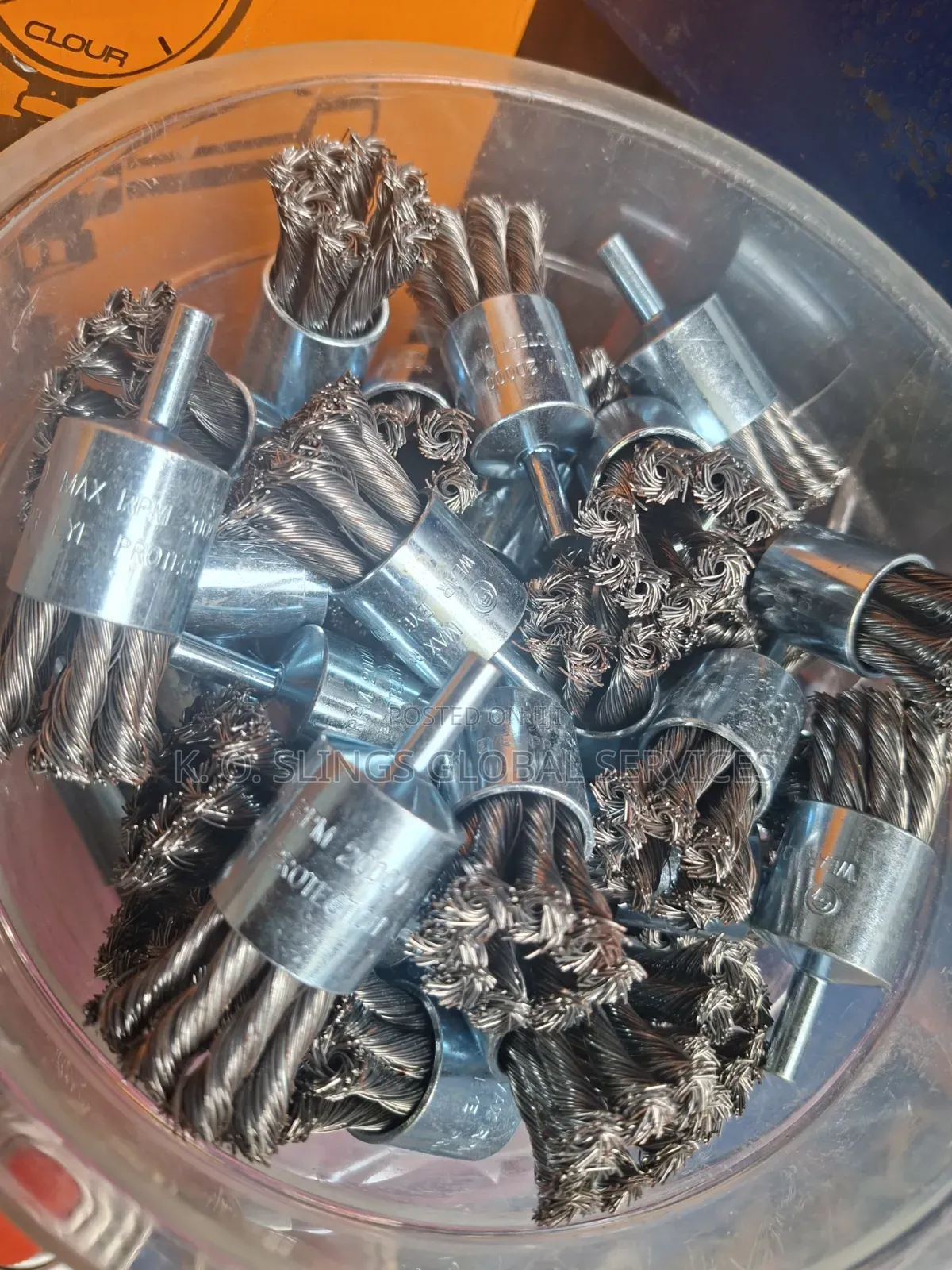 Twisted Knot Wire End Brush With Shank Hard
