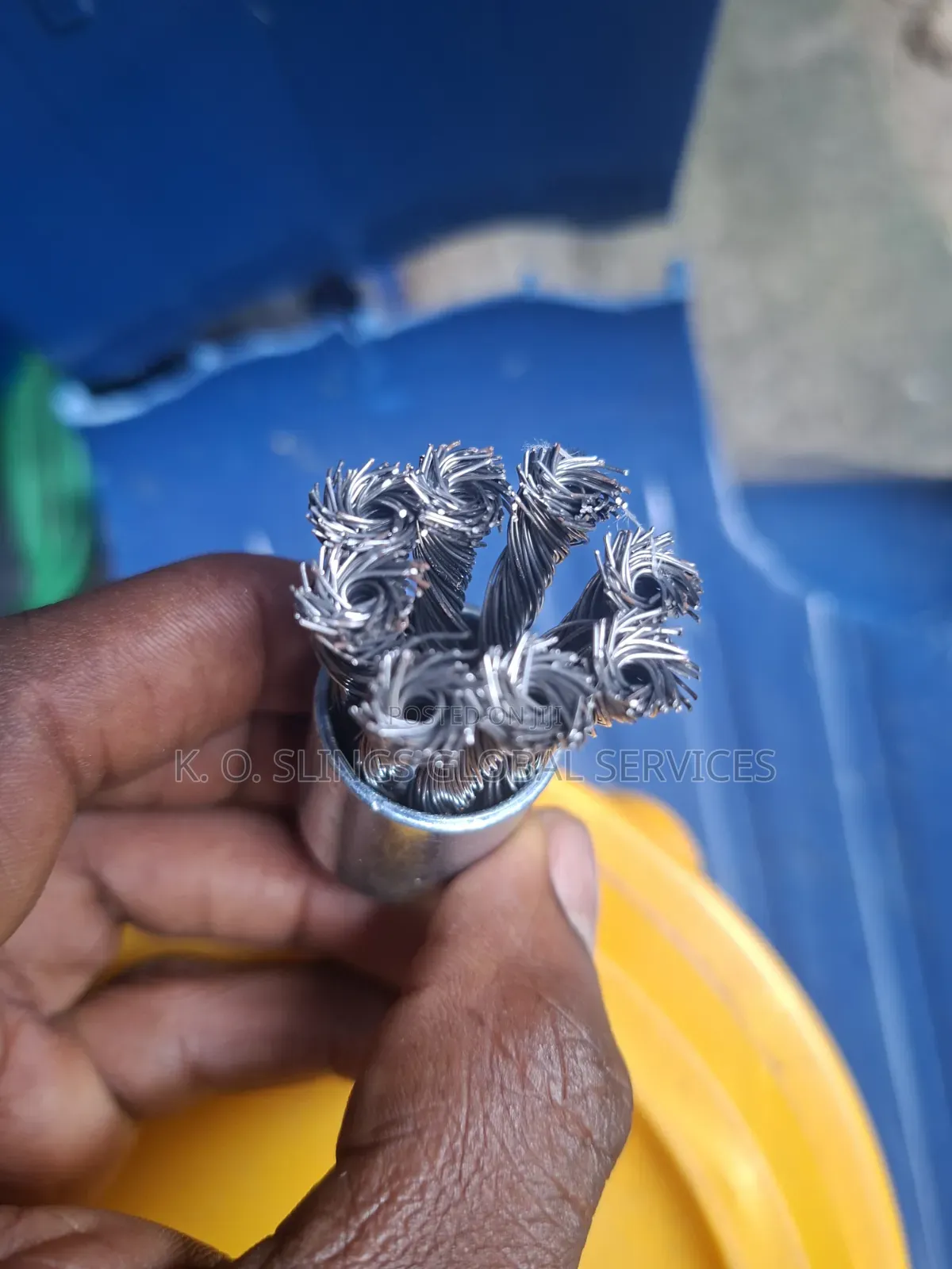 Twisted Knot Wire End Brush With Shank Hard