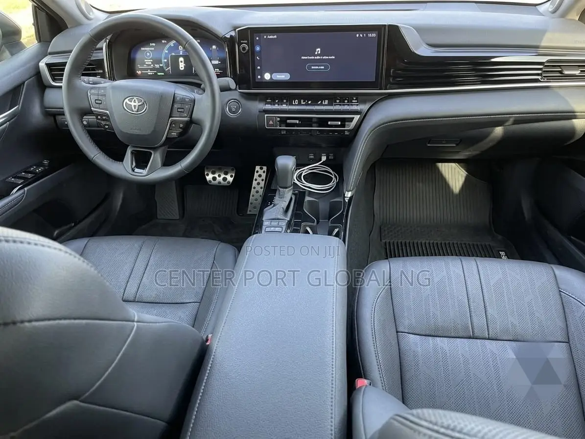 Toyota Camry XSE 2025 Black