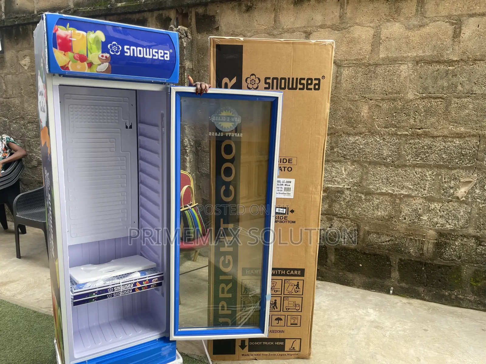 Snowsea 300L Beverage Cooler – Perfect for Retail Use