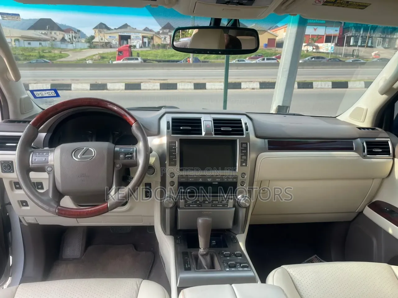 Lexus GX 2012 White