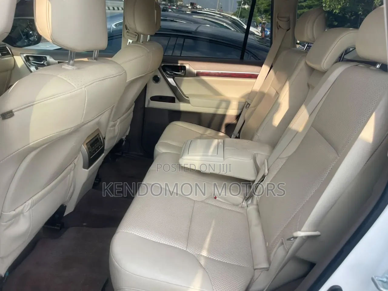 Lexus GX 2012 White