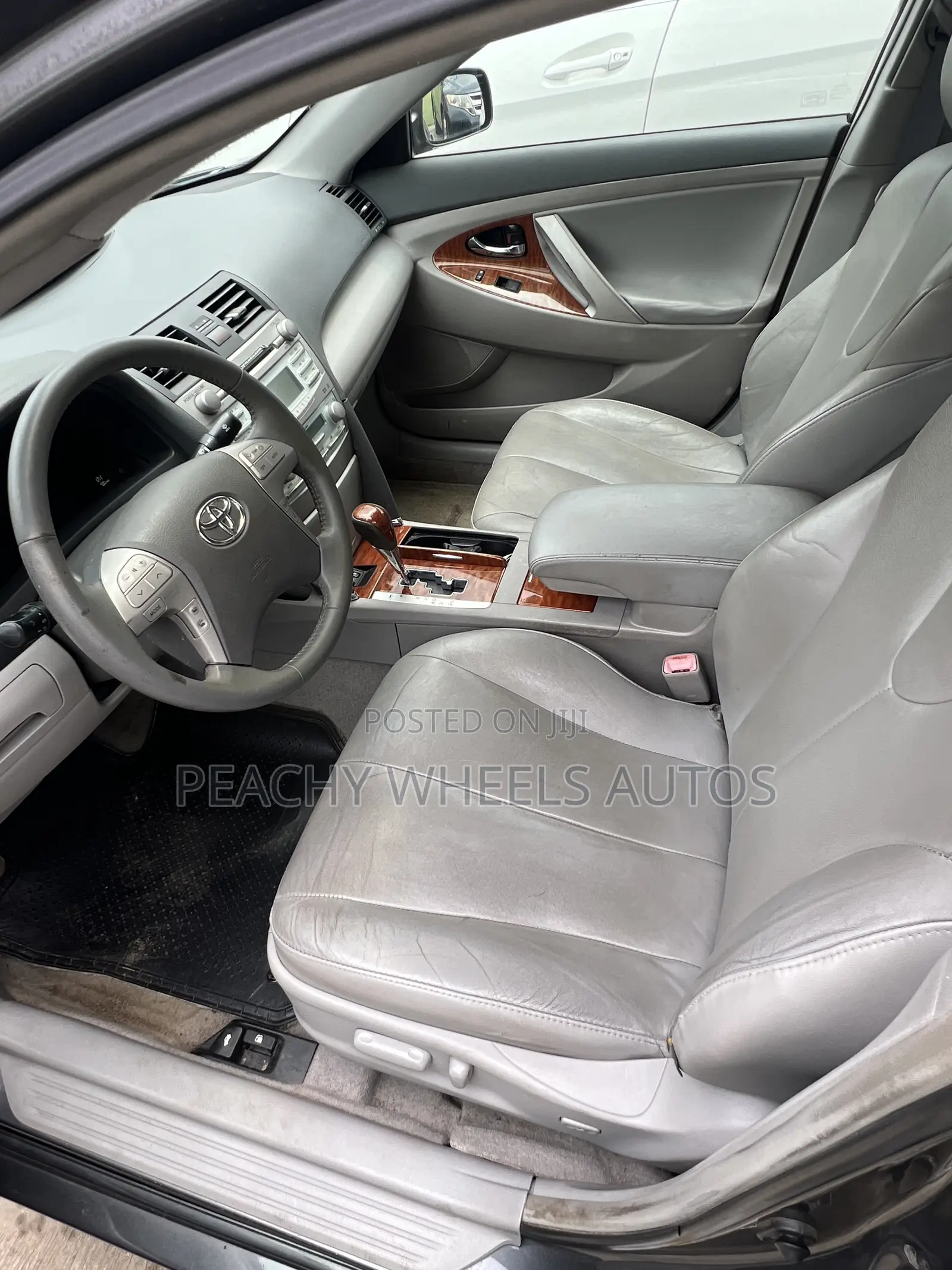 Toyota Camry 2008 Gray
