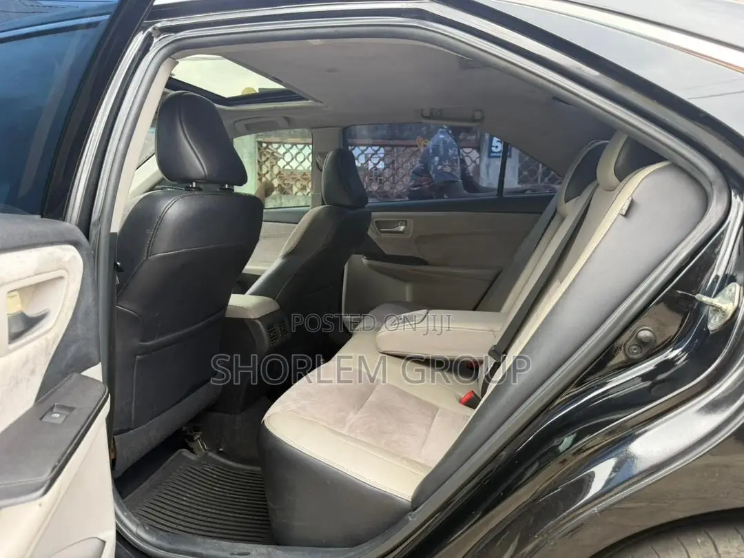 Toyota Camry 2016 Black