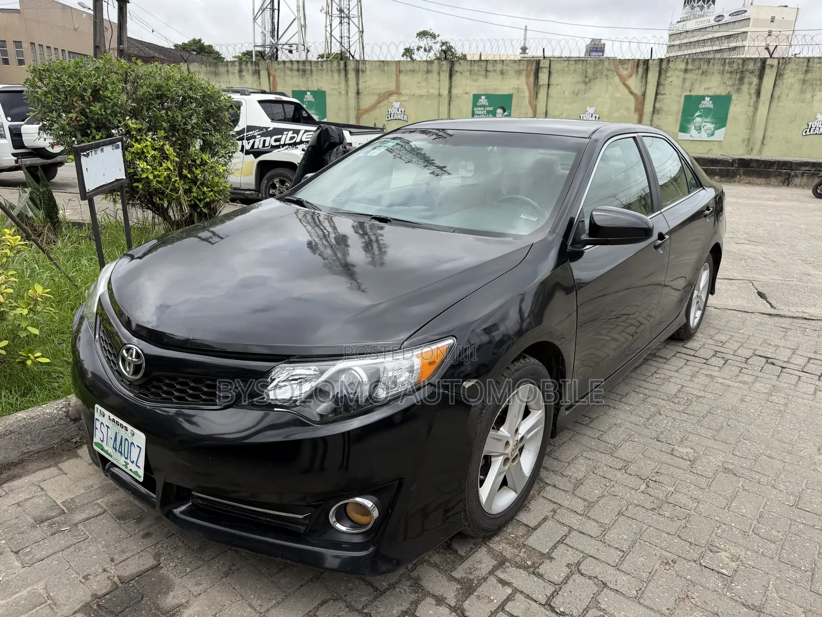 Toyota Camry SE 4dr Sedan (2.5L 4cyl 6A) 2014 Black