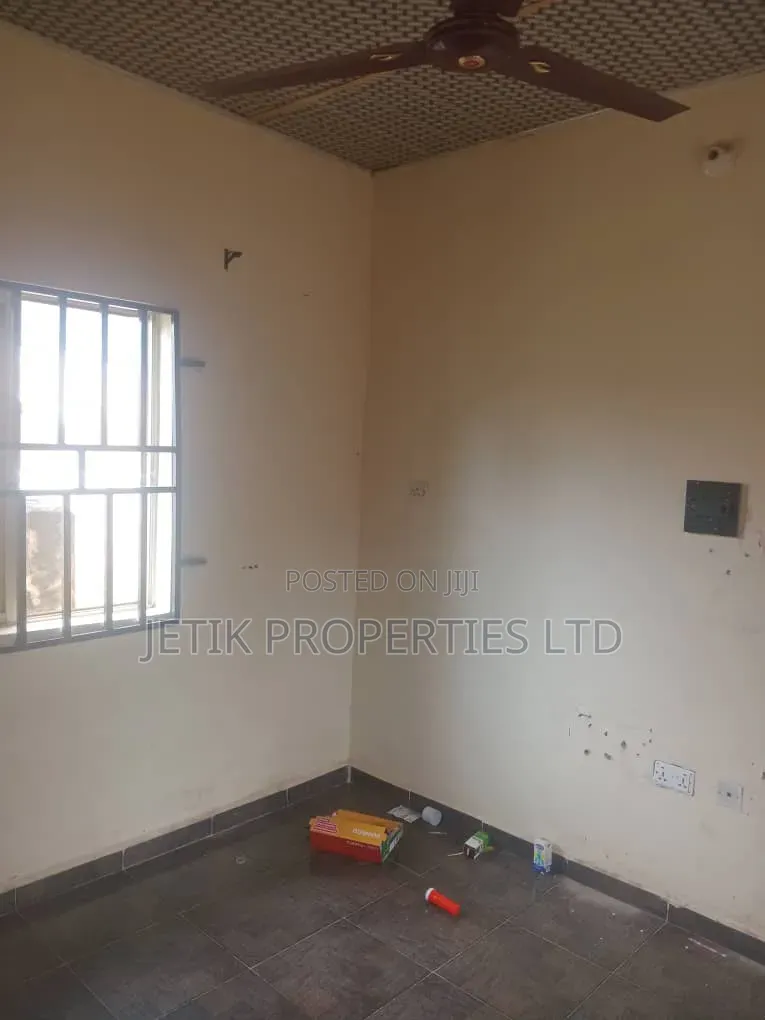 2bdrm Apartment in Nyon, Makurdi for sale