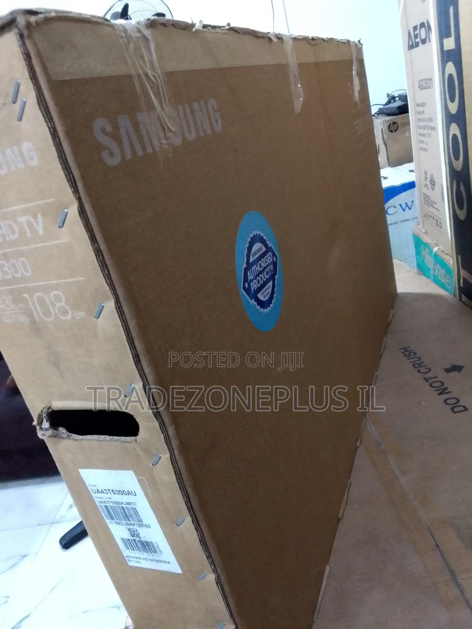 Give Your Living Room a Smart Upgrade With Samsung 43-Inch HD TV UA43T