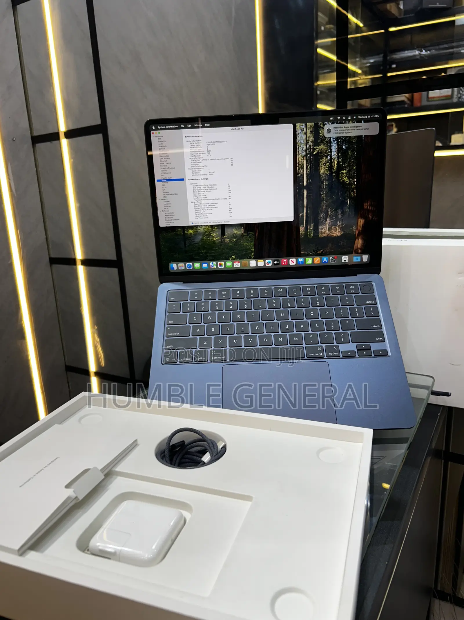 New Laptop Apple MacBook Air 2025 M4 16GB Apple M5 SSD 256GB