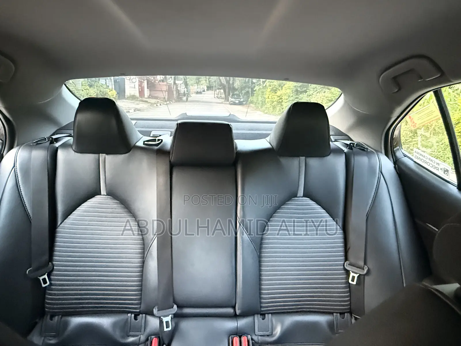 Toyota Camry SE (2.5L 4cyl 8A) 2019 Black