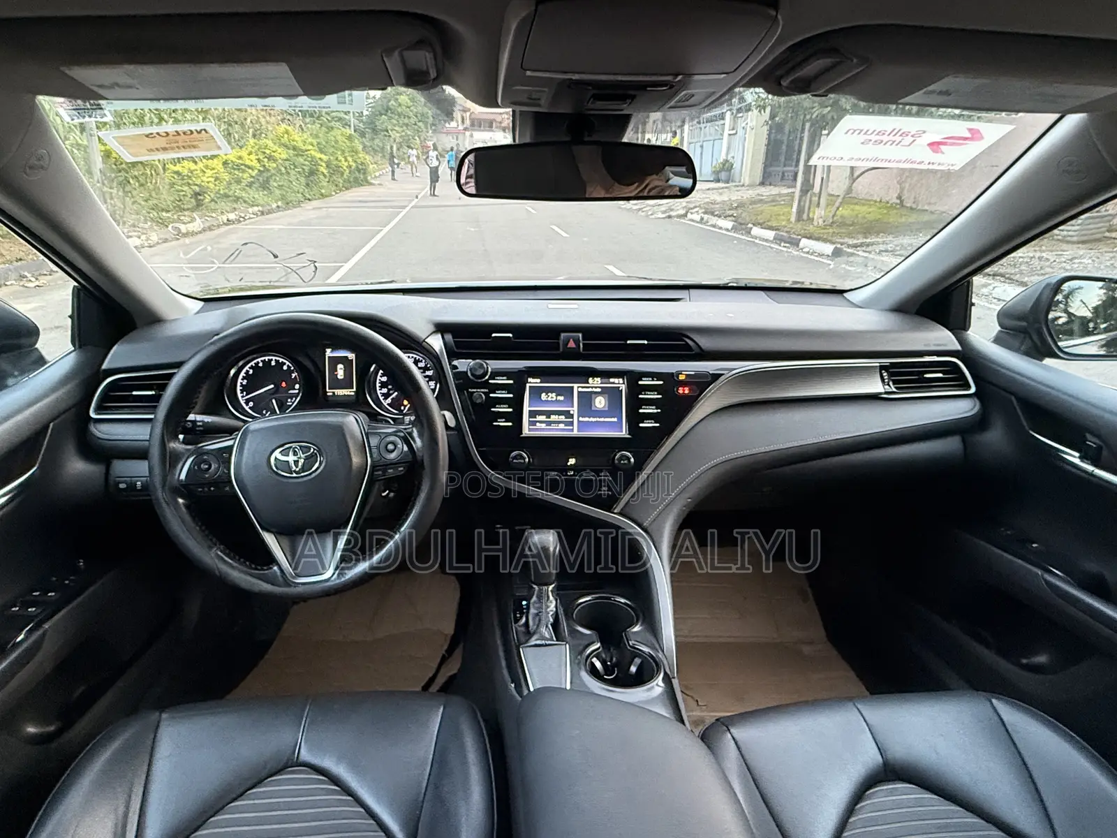Toyota Camry SE (2.5L 4cyl 8A) 2019 Black
