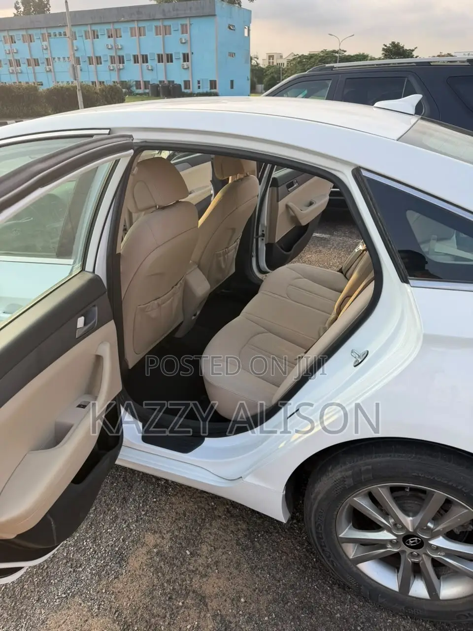 Hyundai Sonata Base Sedan FWD (2.4L 4cyl 6A) 2017 White