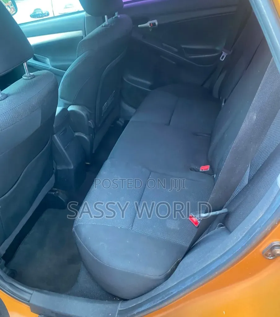 Toyota Matrix 2010 Orange