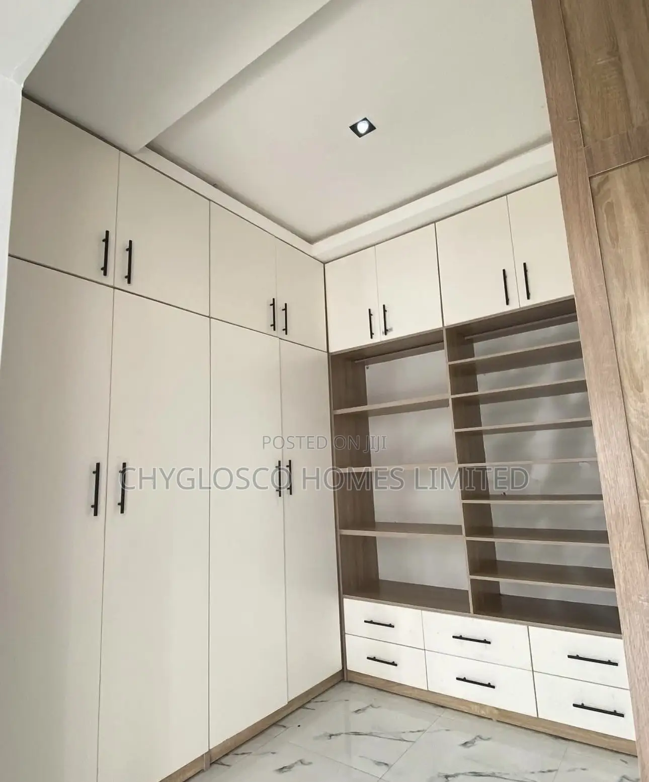 4bdrm Duplex in Ruuodomaya for sale