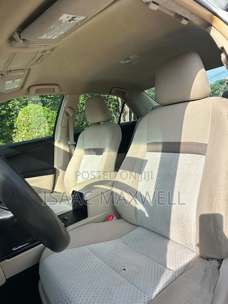 Toyota Camry LE 4dr Sedan (2.5L 4cyl 6A) 2013 White