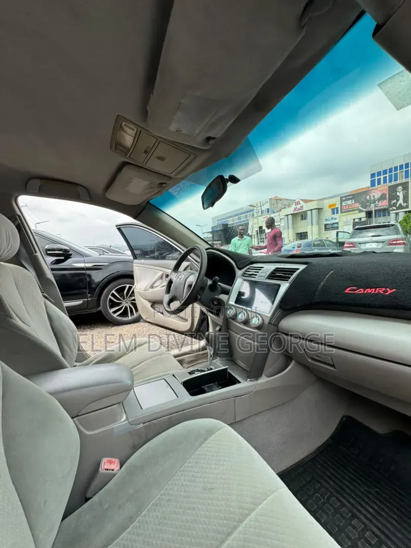 Toyota Camry 2009 Gray