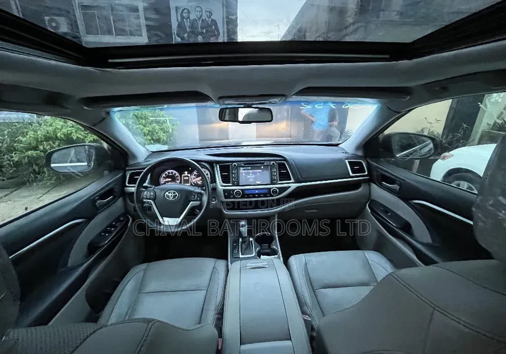Toyota Highlander 2016 Black