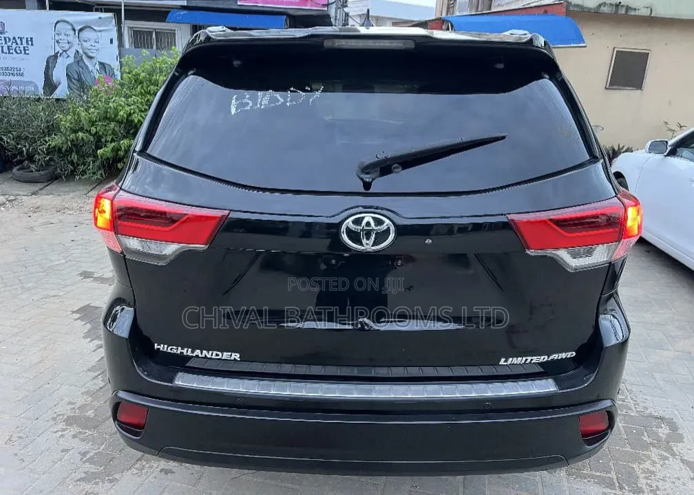 Toyota Highlander 2016 Black