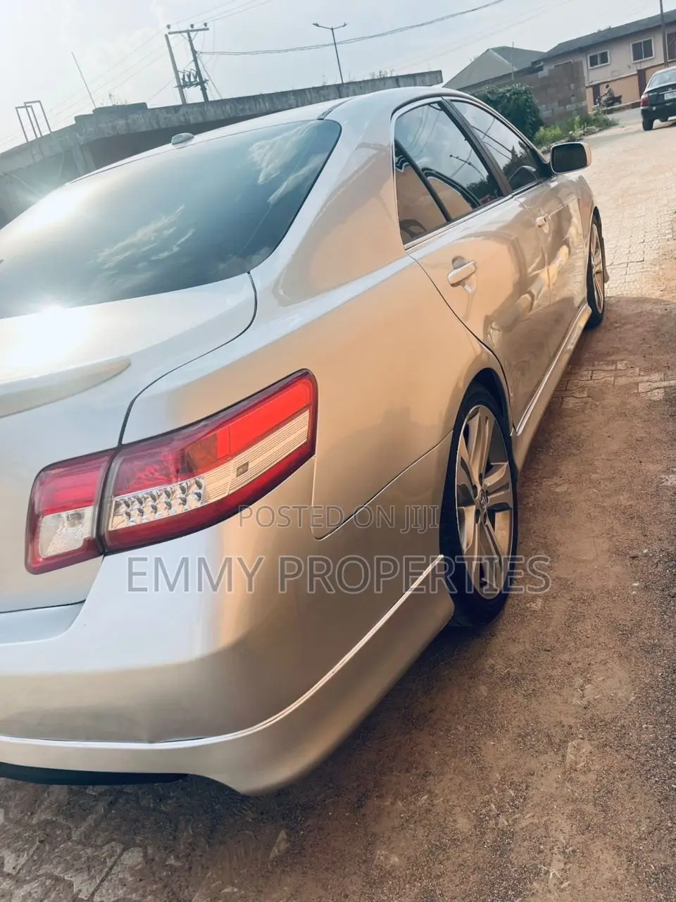 Toyota Camry SE V6 4dr Sedan (3.5L 6cyl 6A) 2011 Silver