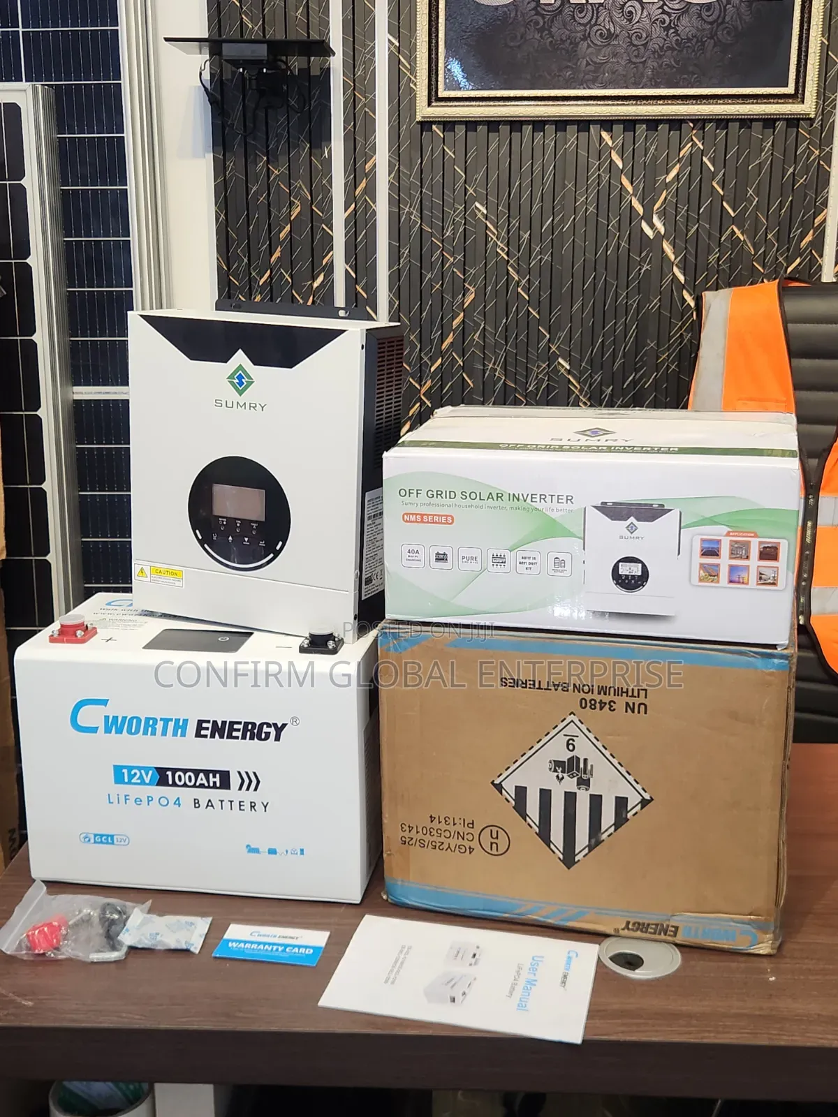 1.3kWh 12V 100Ah Lithium Battery + 1KVA Hybrid Inverter