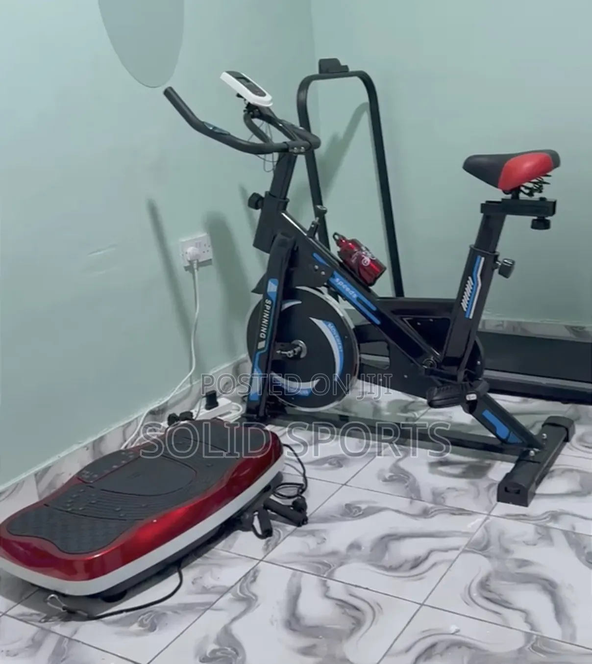 Complete Set of 3in1 Gym Equipment Massager, Spinning Bike, Treadmill