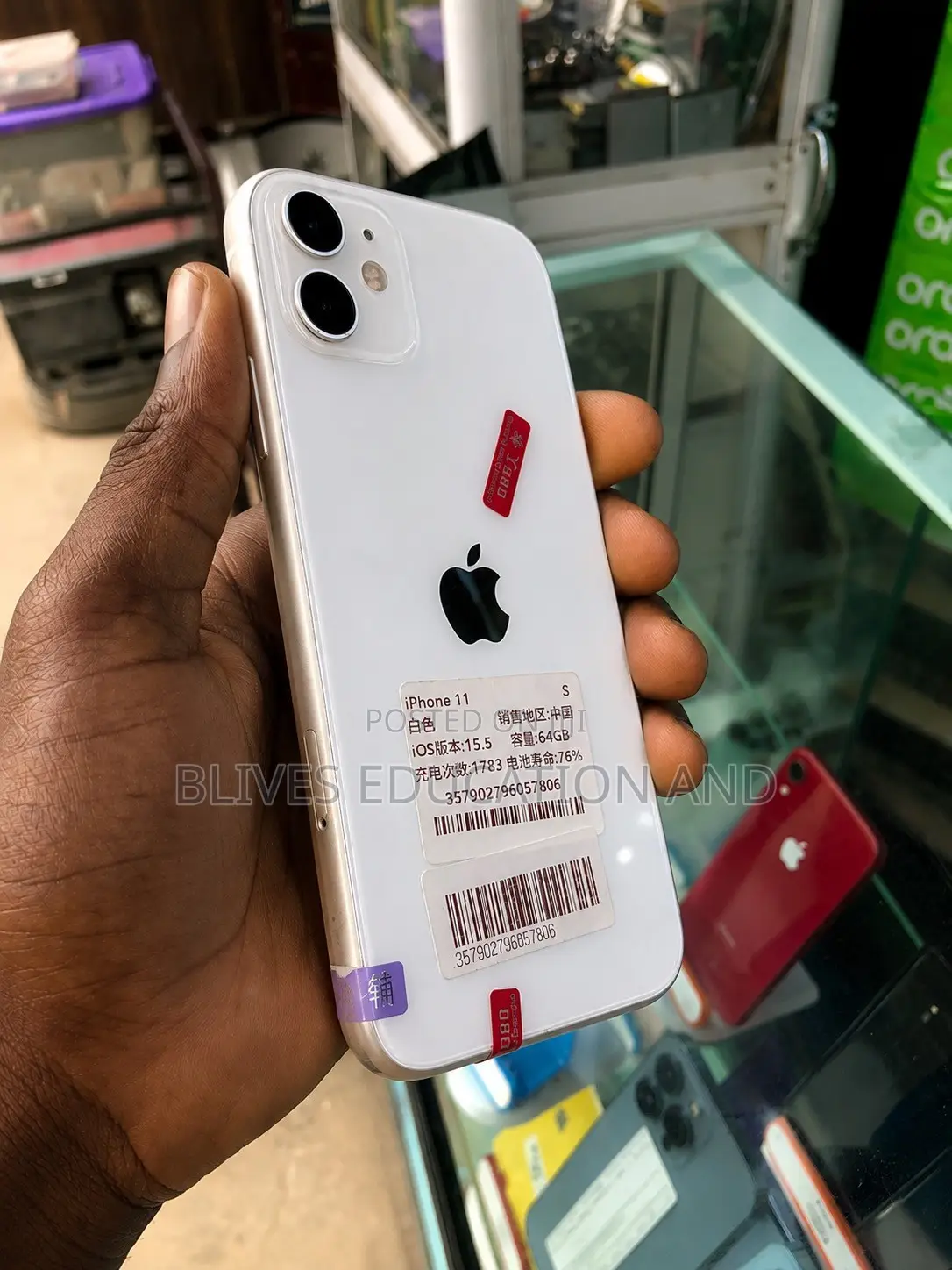 Apple iPhone 11 64 GB White