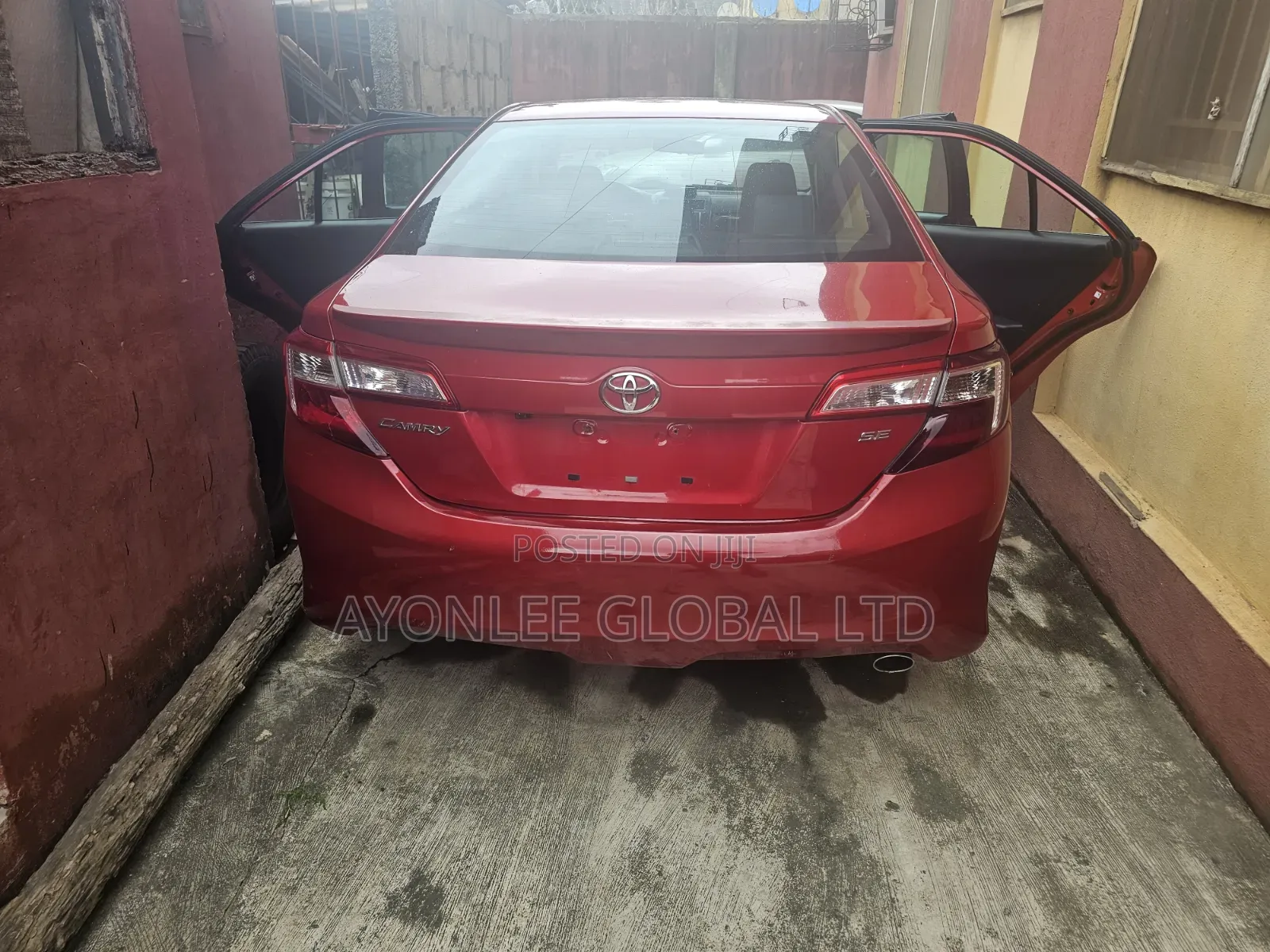 Toyota Camry SE Sport 4dr Sedan (2.5L 4cyl 6A) 2014 Red