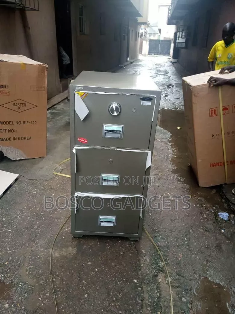 Guardian Pro Steel Safe Box