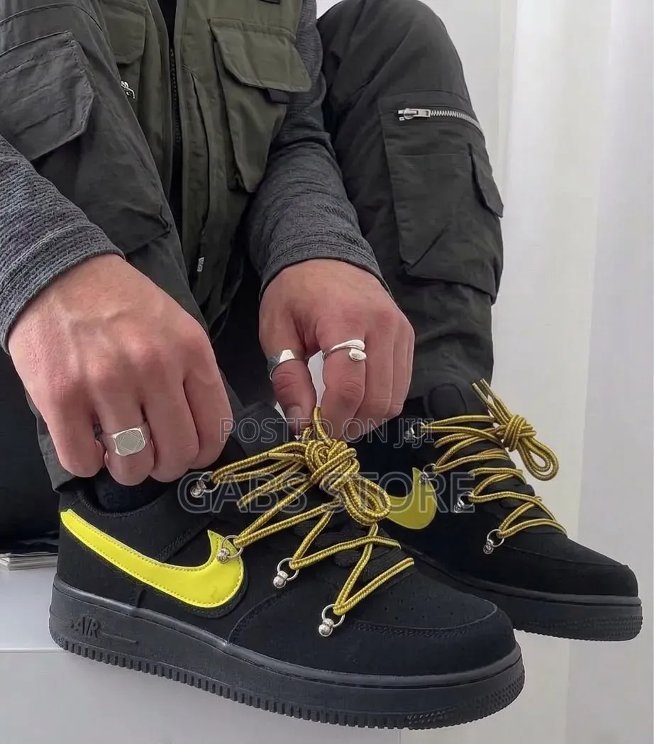 Nike Air Force 1 Low Tops 👟