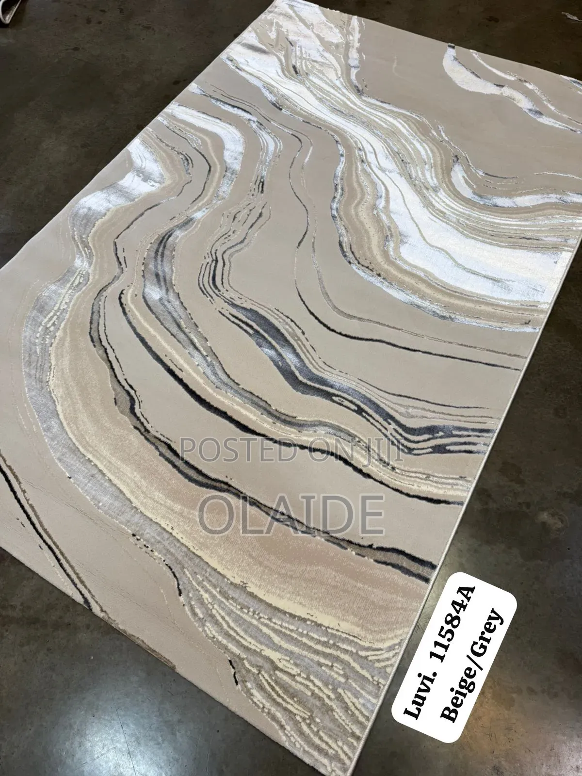 Center Rugs