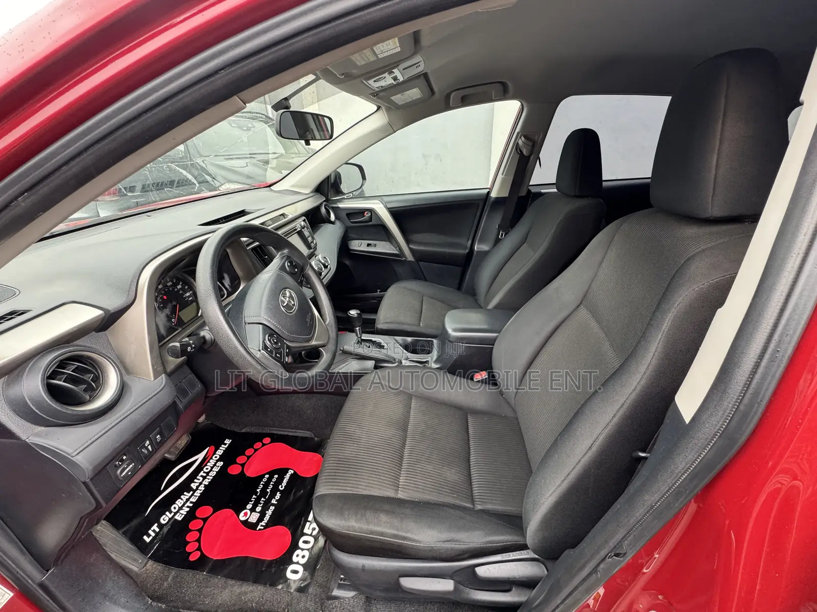 Toyota RAV4 2015 Red