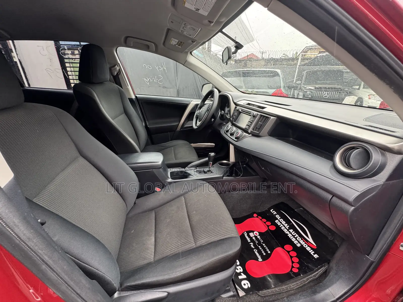 Toyota RAV4 2015 Red