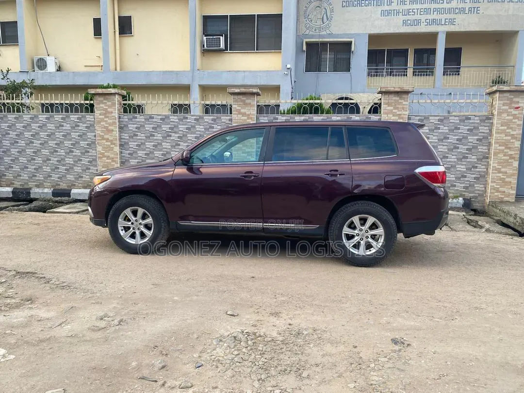 Toyota Highlander 2012 Red