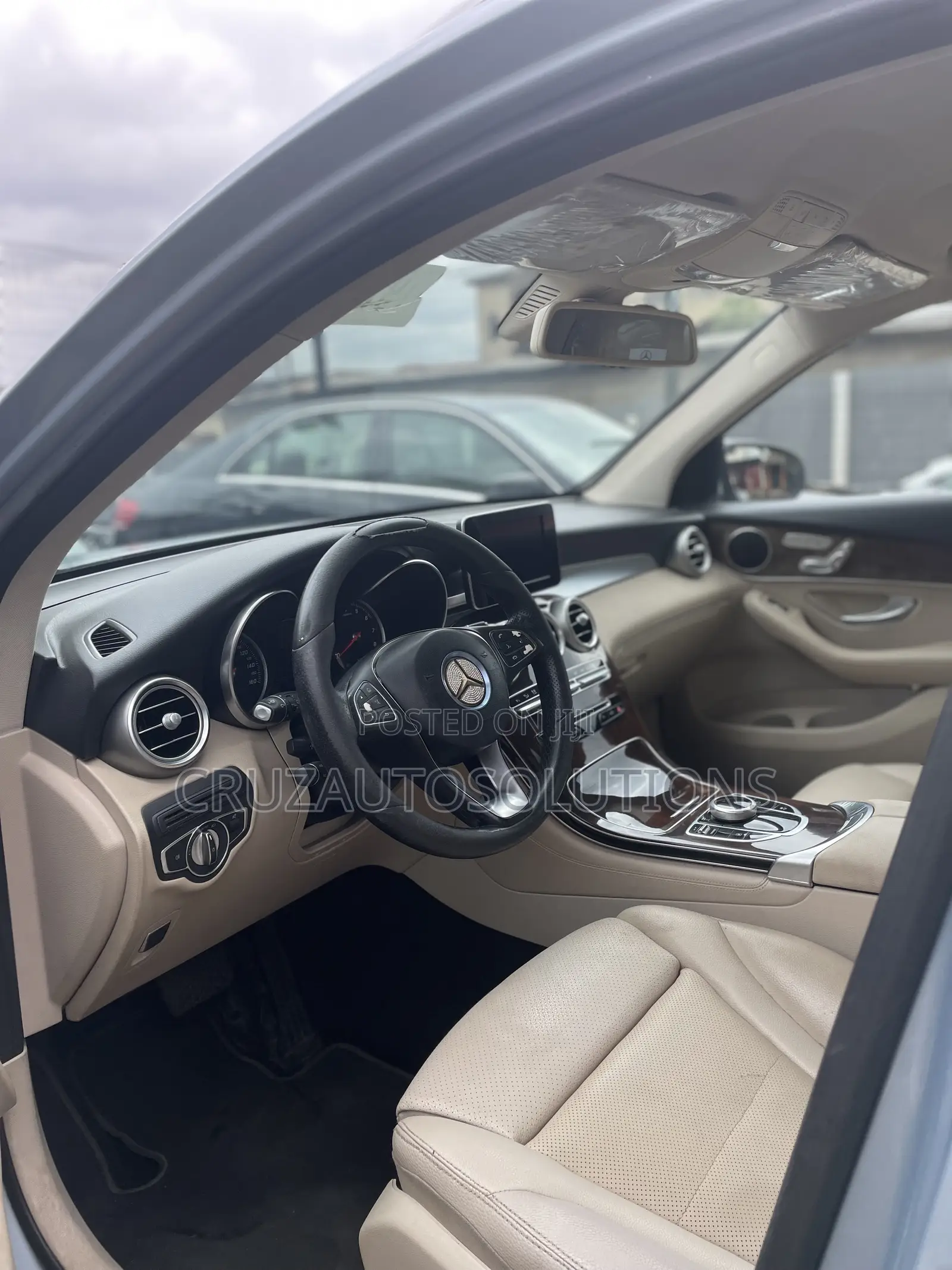 Mercedes-Benz GLC-Class 2017 Blue