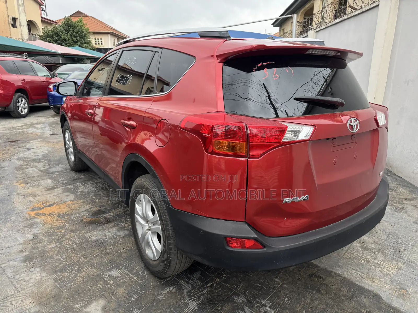 Toyota RAV4 2015 Red