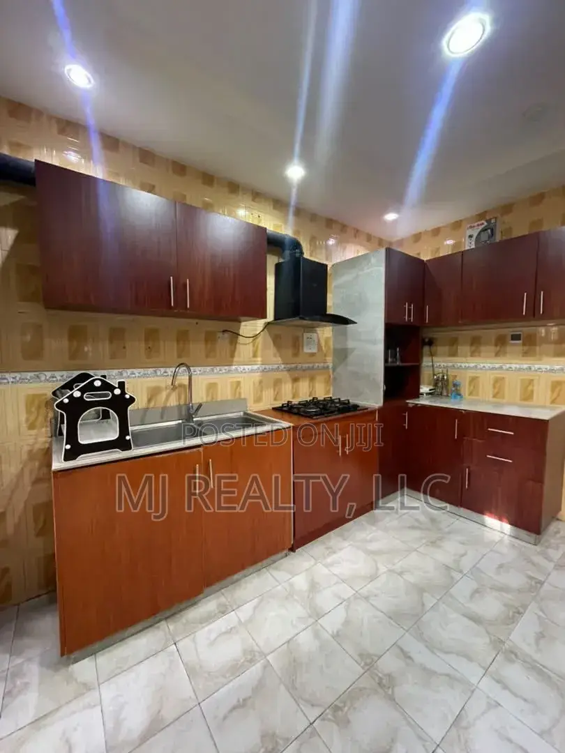 Furnished 4bdrm Duplex in Lekki Phase 1 for rent