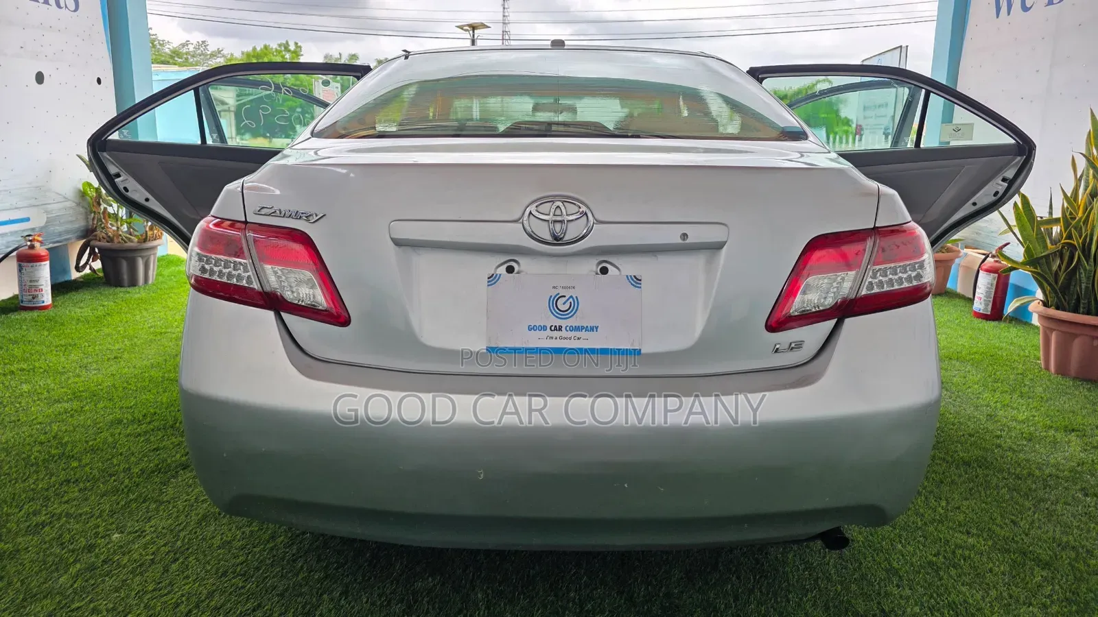 Toyota Camry 2010 Silver